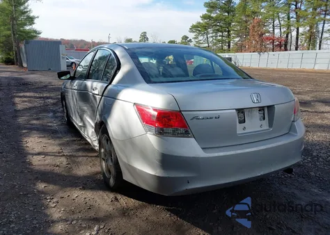 2009 Honda Accord 2.4 Lx from USA, damaged, VIN 1HGCP26329A193671